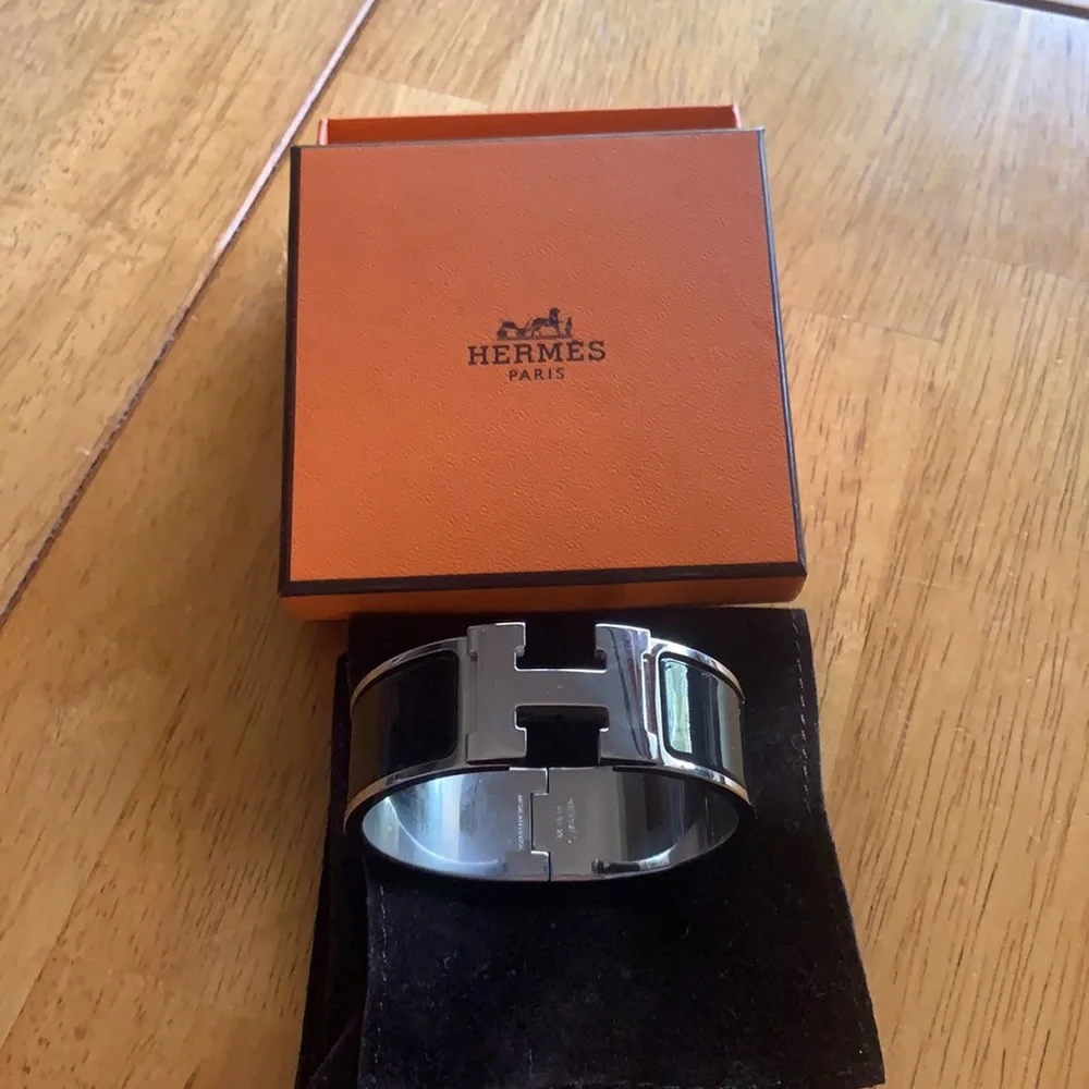 Clic Clac H Bracelet - Picture 2 of 5